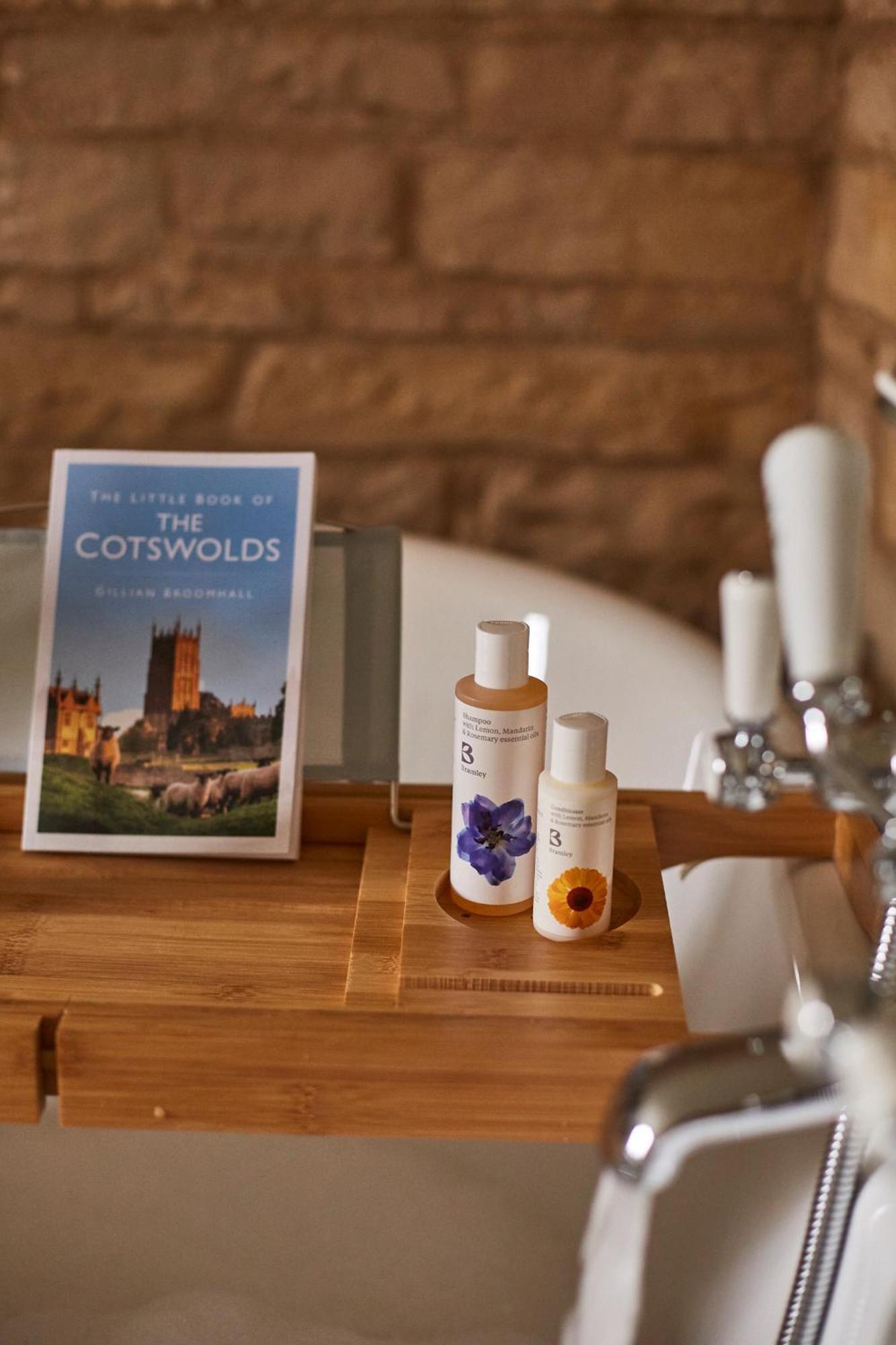 Wild Thyme & Honey - Cirencester-Cotswolds المظهر الخارجي الصورة